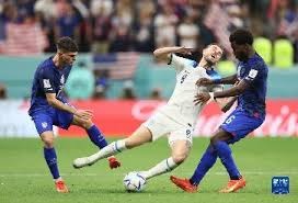 [中超]莱切特带球突破 内切射门扩大比分