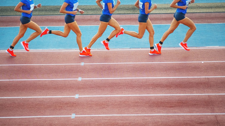 欧文坦言：刚和哈登约好冲总冠军，第二天他就申请交易…但我理解