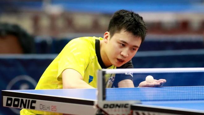 西甲联赛马斯坦托诺替补上场完成首秀